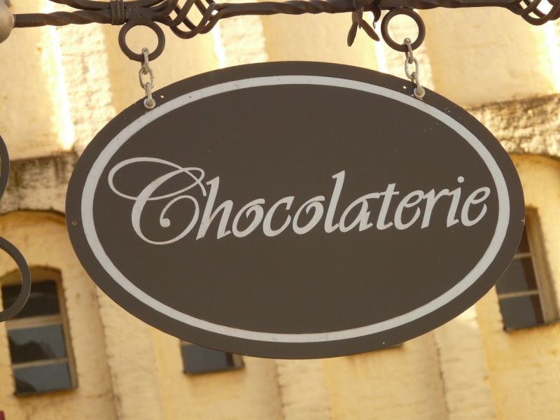 chocolaterie-AIGUINES-min_cafe_shield_chocolaterie_samurai_gasthof_eat-1360721